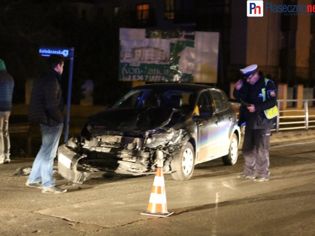 Wypadek przy Kołobrzeskiej. Ruch wahadłowy na ul. Pułaskiego