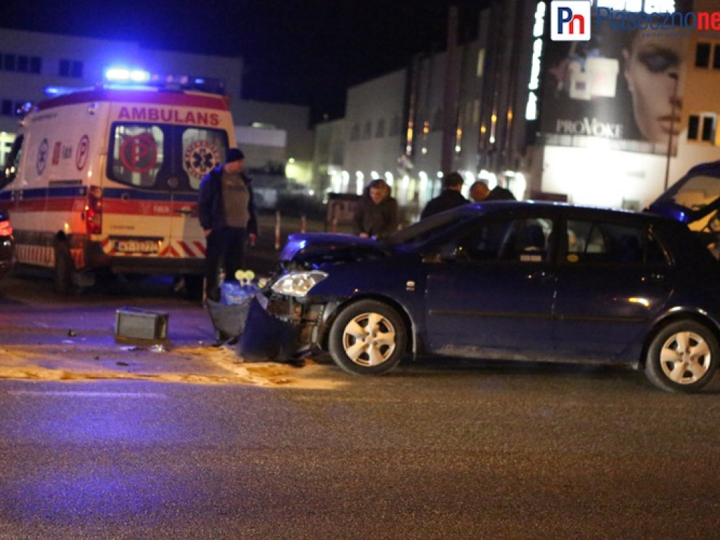 Wypadek na obwodnicy Piaseczna. Ruch wahadłowy