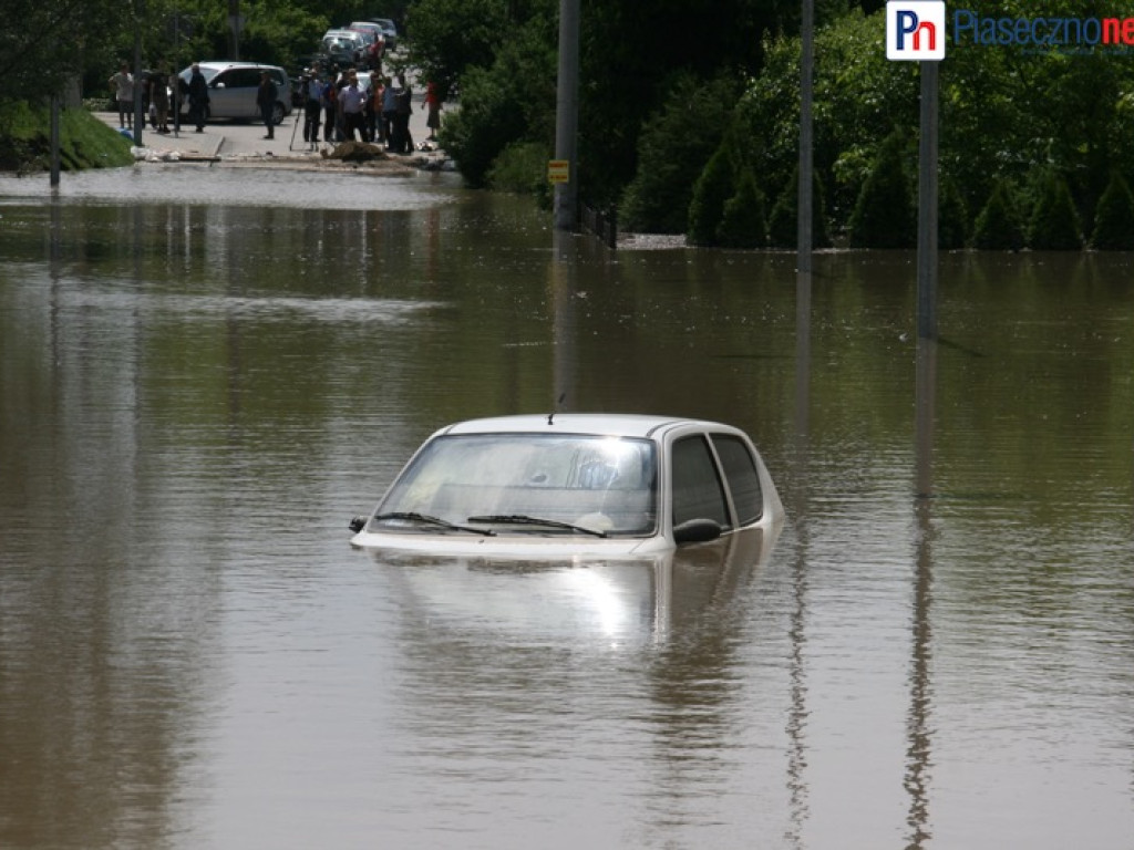 2010 rok: Piaseczno pod wodą!
