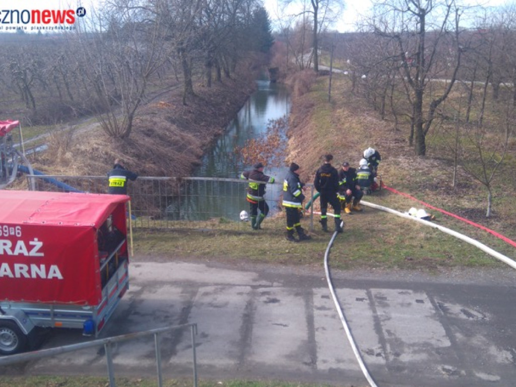 Wisła przerwała wał w Czersku i zarządzono ewakuację!