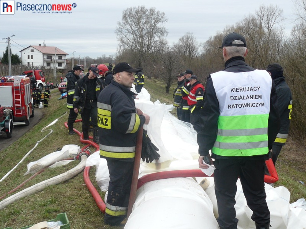 Wisła przerwała wał w Czersku i zarządzono ewakuację!