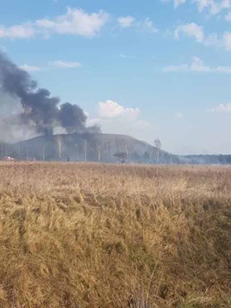 Samolot gaśniczy nad Baniochą