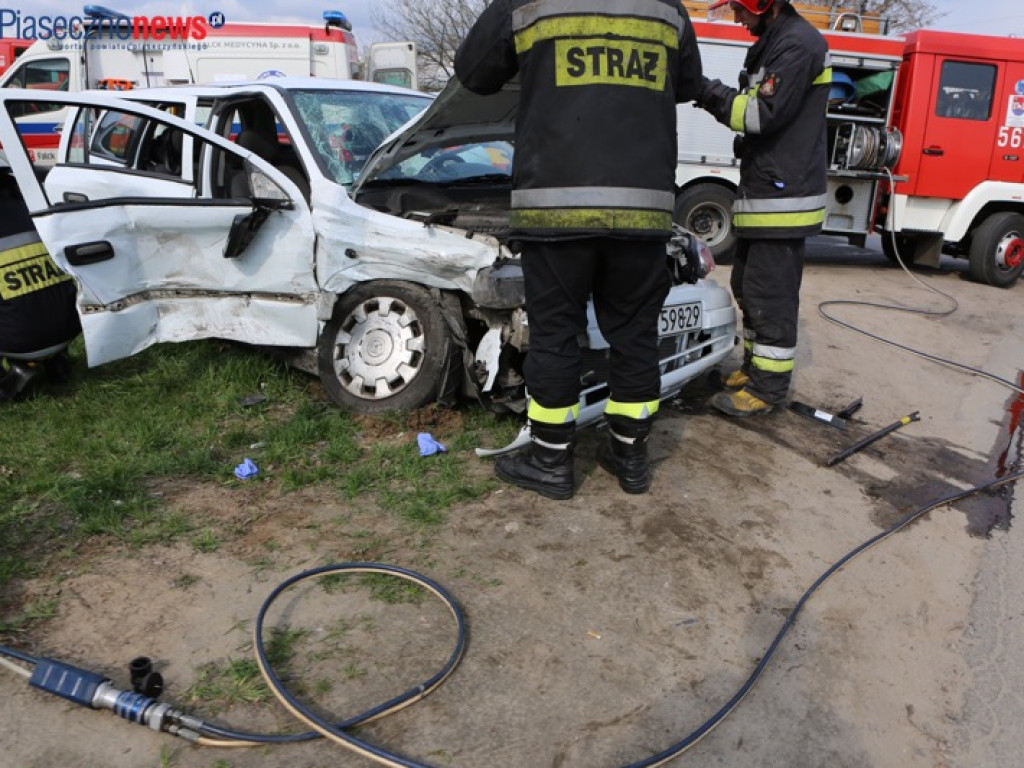 Wypadek na ul. Okulickiego. Są ranni [UAKTUALNIENIE]