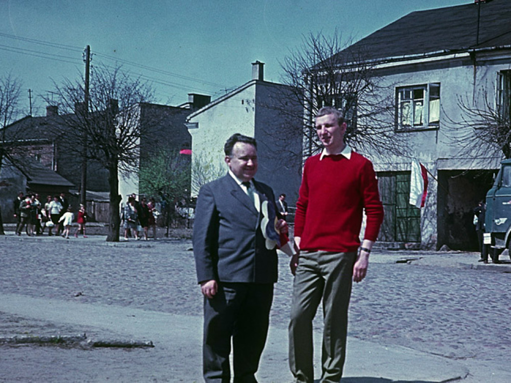 Tak się święcił 1 Maja. Kto nie maszerował, ten klaskał