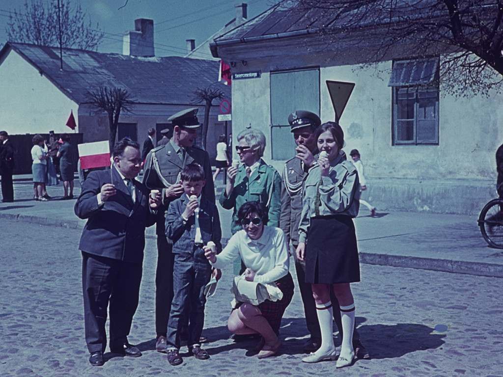 Tak się święcił 1 Maja. Kto nie maszerował, ten klaskał