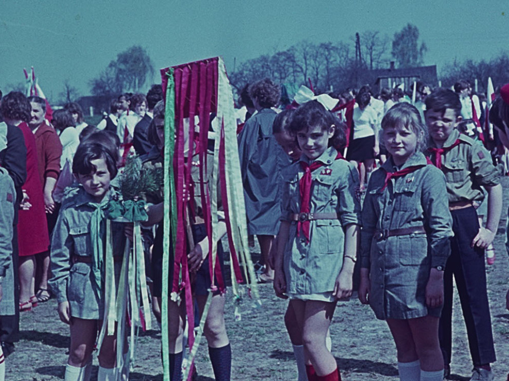 Tak się święcił 1 Maja. Kto nie maszerował, ten klaskał