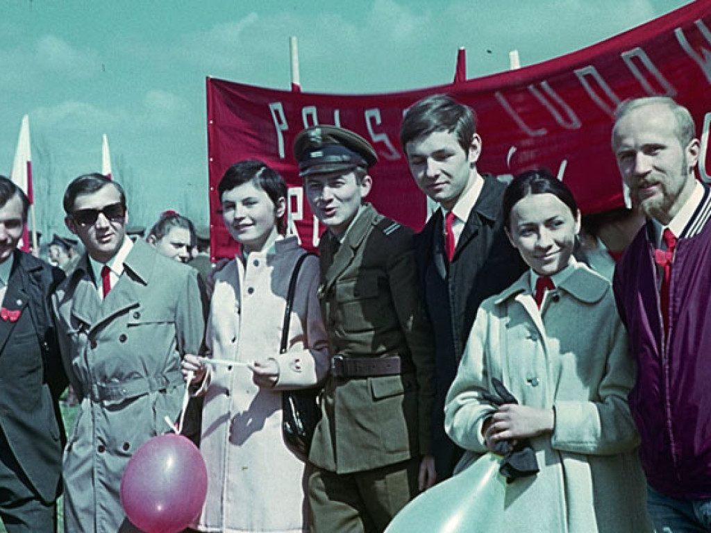 Tak się święcił 1 Maja. Kto nie maszerował, ten klaskał