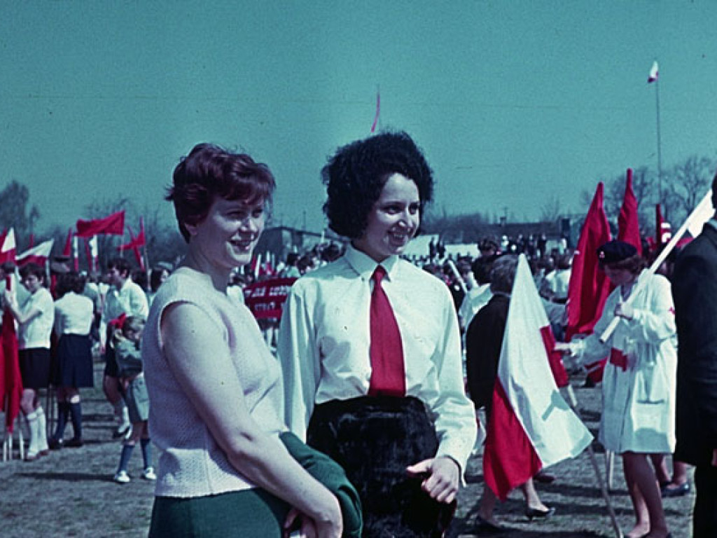 Tak się święcił 1 Maja. Kto nie maszerował, ten klaskał