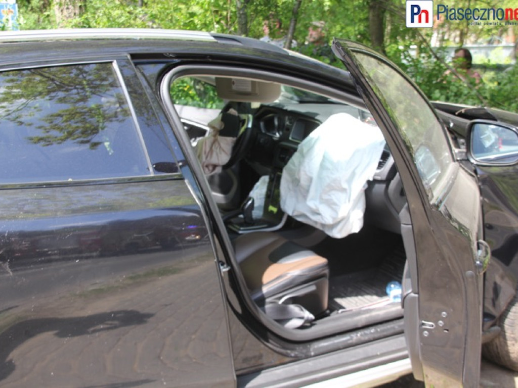 Popularna aktorka w szpitalu, auto rozbite