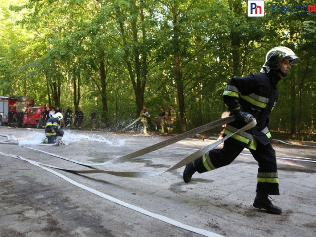 Strażacy imponowali wiedzą i sprawnością