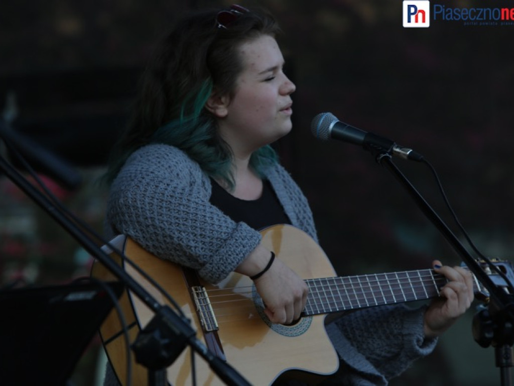 Koncert charytatywny na rynku