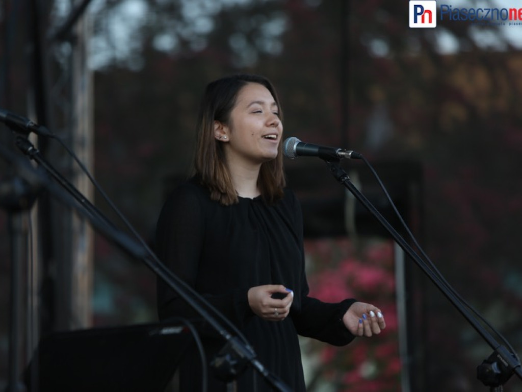 Koncert charytatywny na rynku