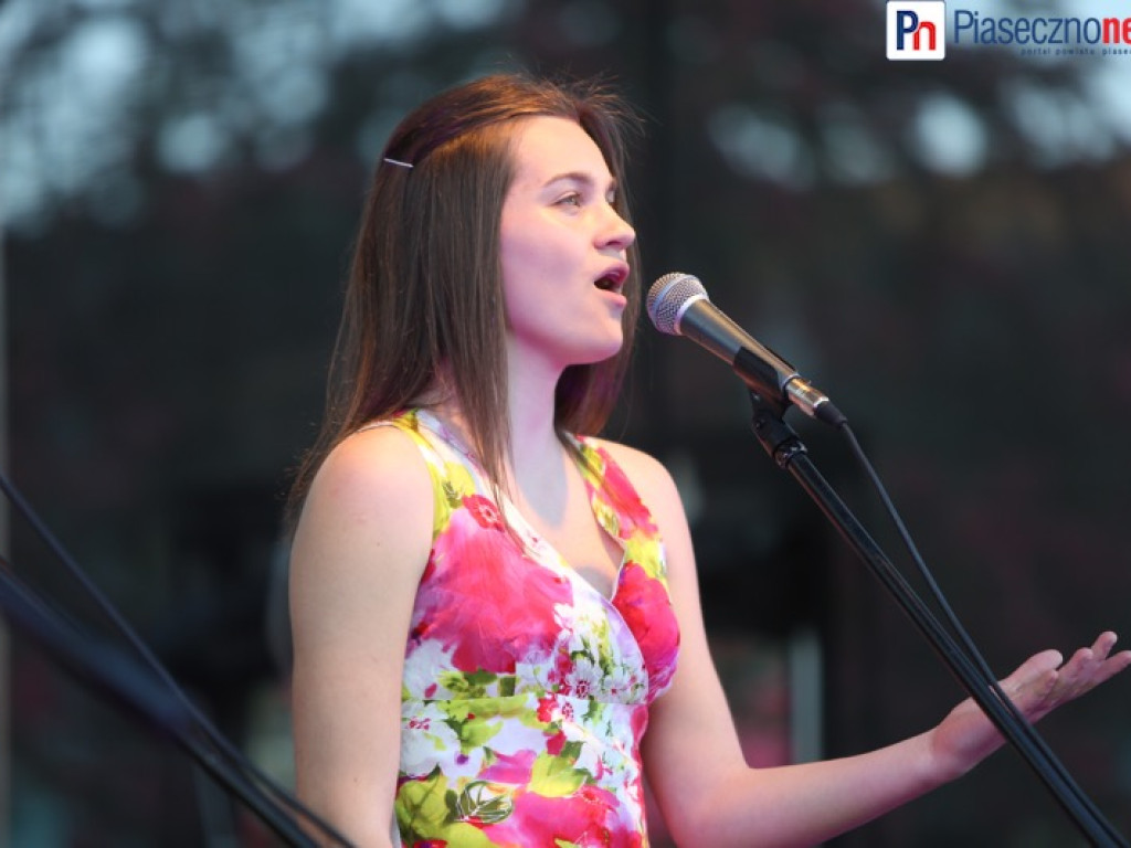 Koncert charytatywny na rynku