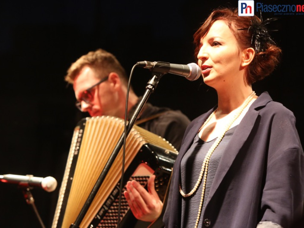 Koncert charytatywny na rynku