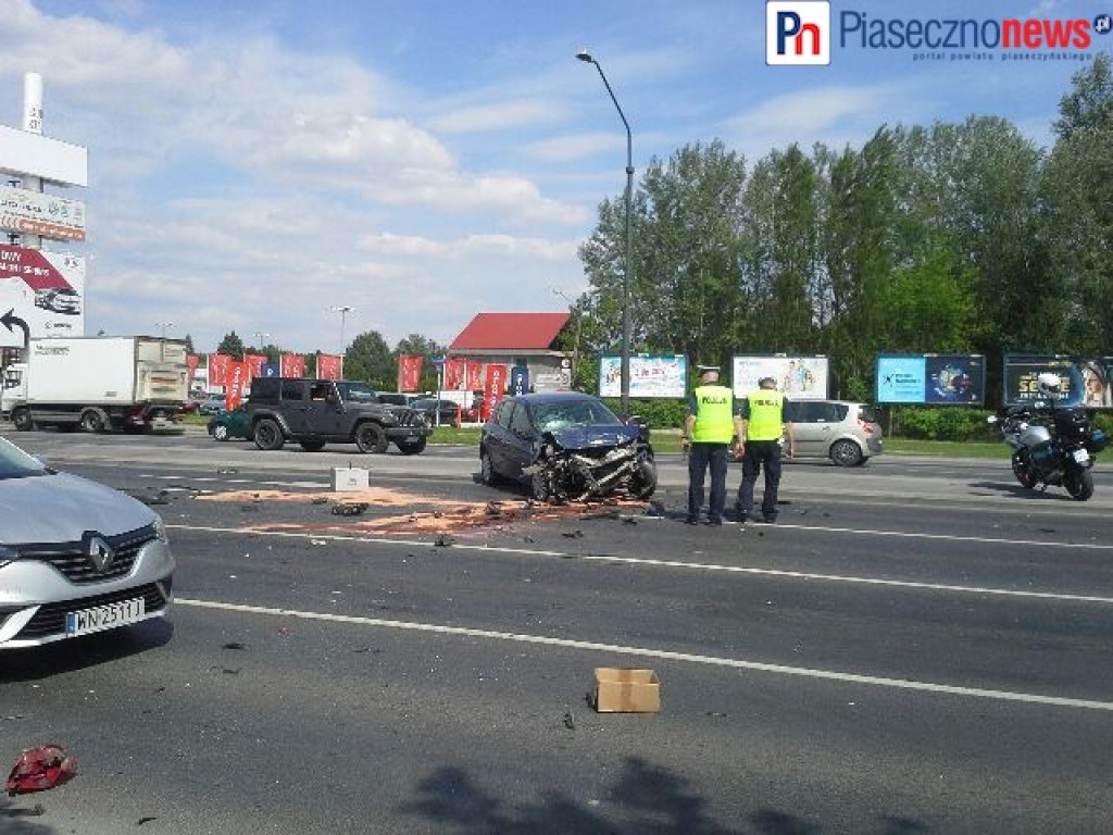 Wypadek! Poważne utrudnienia w ruchu na ulicy Puławskiej!