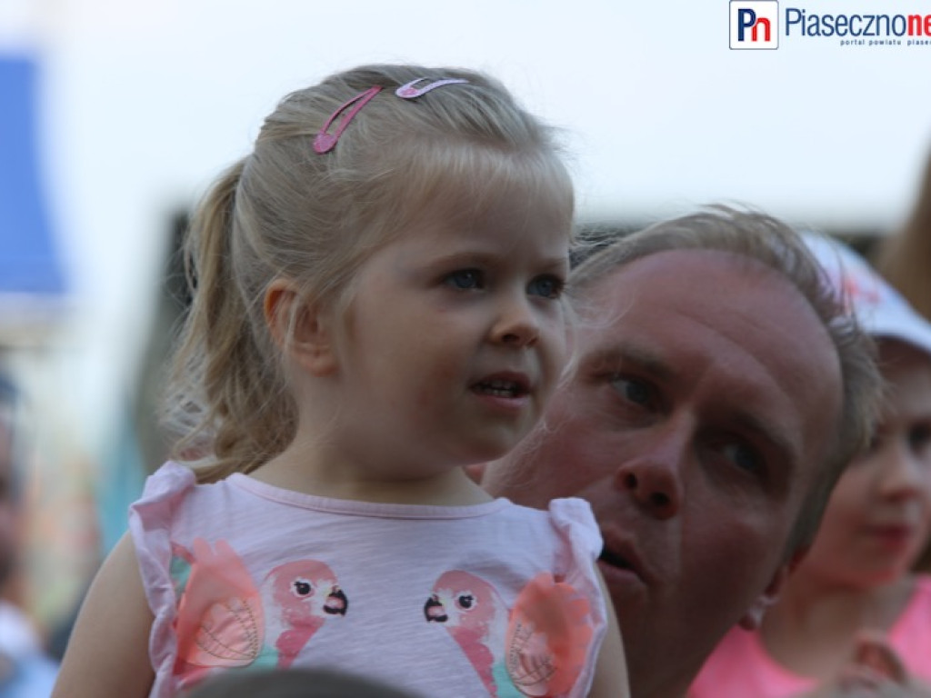 Trwa Święto Gminy Lesznowola! Majka Jeżowska w doskonałej formie!