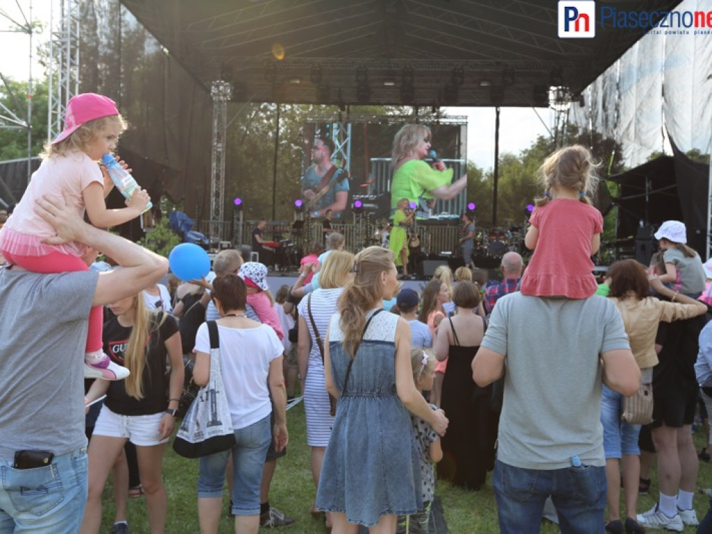 Trwa Święto Gminy Lesznowola! Majka Jeżowska w doskonałej formie!