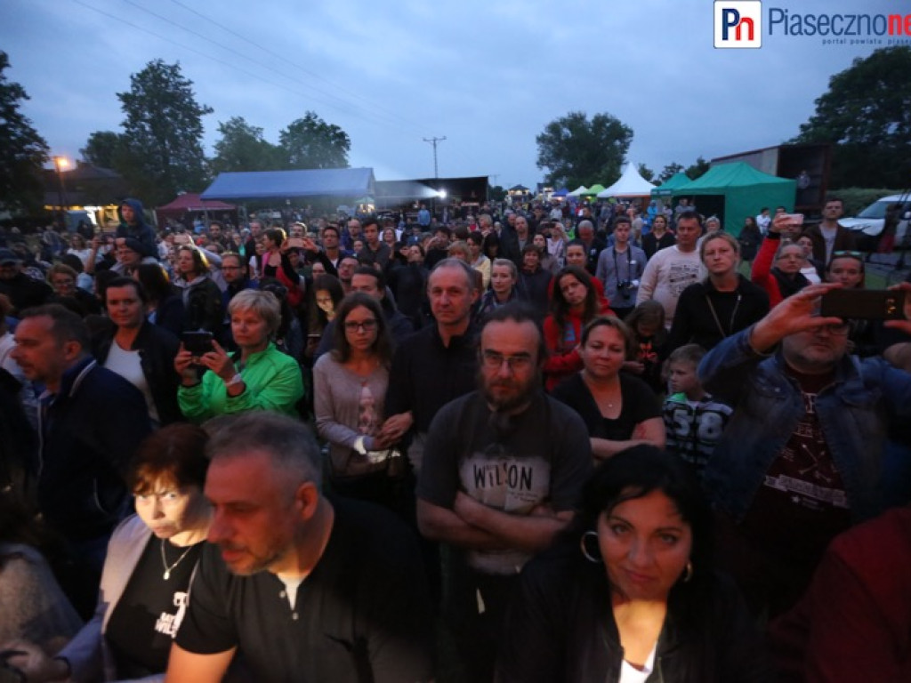 Wokalista Genesis zaśpiewał w Lesznowoli