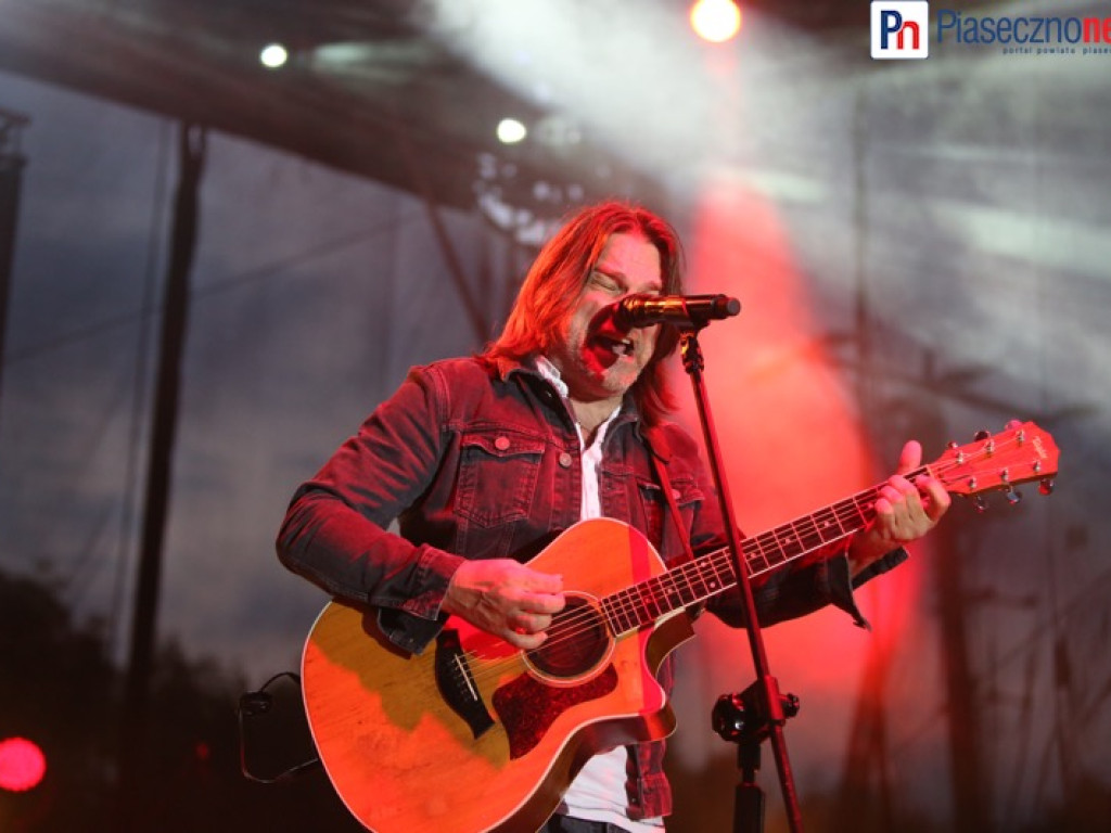 Wokalista Genesis zaśpiewał w Lesznowoli