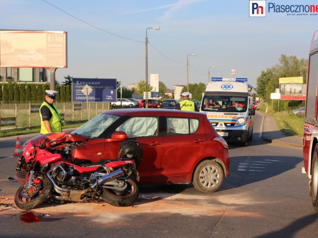 Wypadek z udziałem motocyklisty. Ulica Słoneczna w stronę Piaseczna zablokowana! [AKTUALIZACJA]