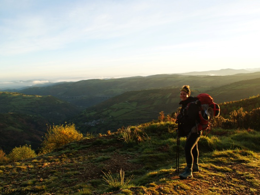 Pieszo w drogę przez życie