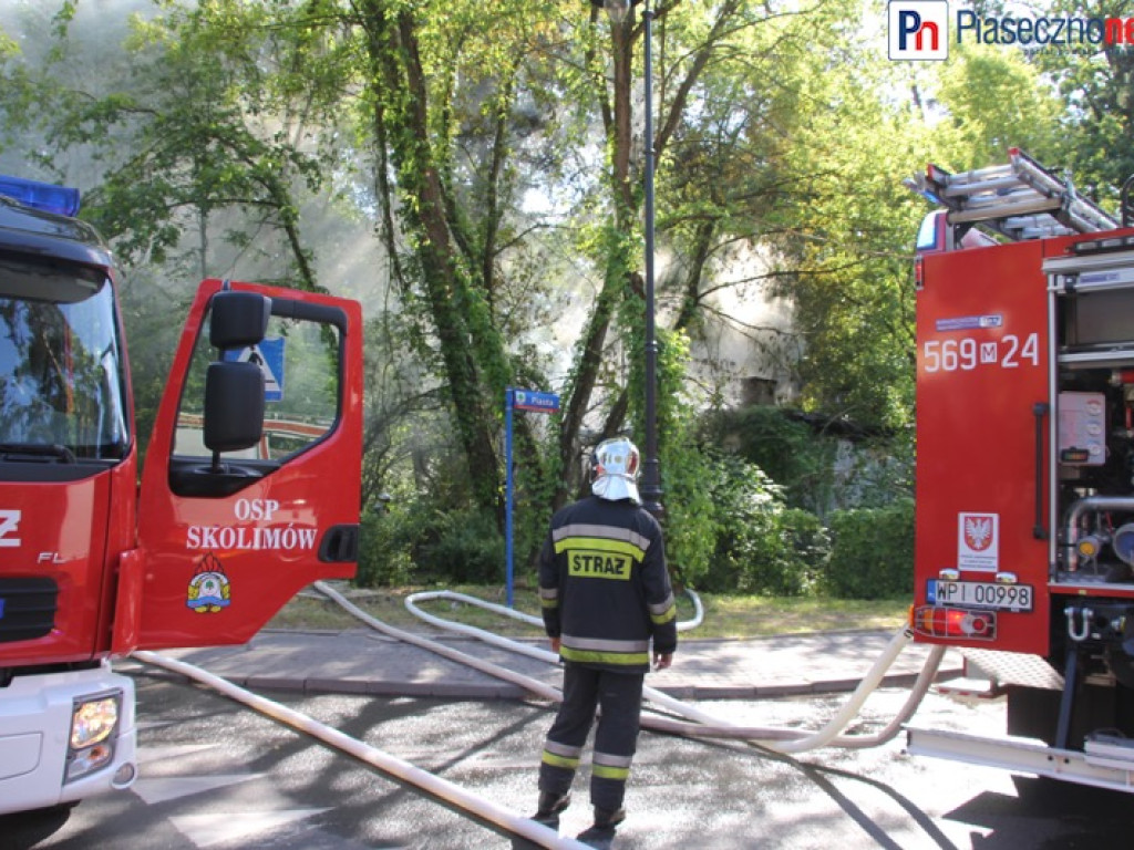 Strażacy w akcji. Utrudnienia w ruchu!