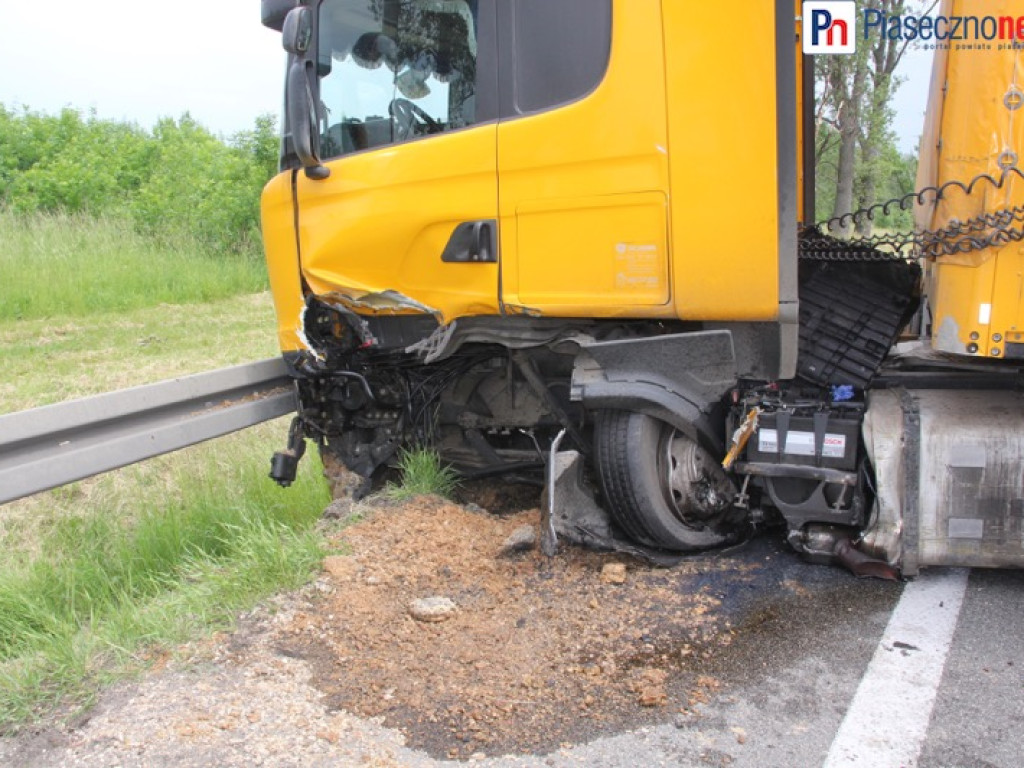 Droga krajowa nr 50 zablokowana. Dla tirów jeszcze przez wiele godzin