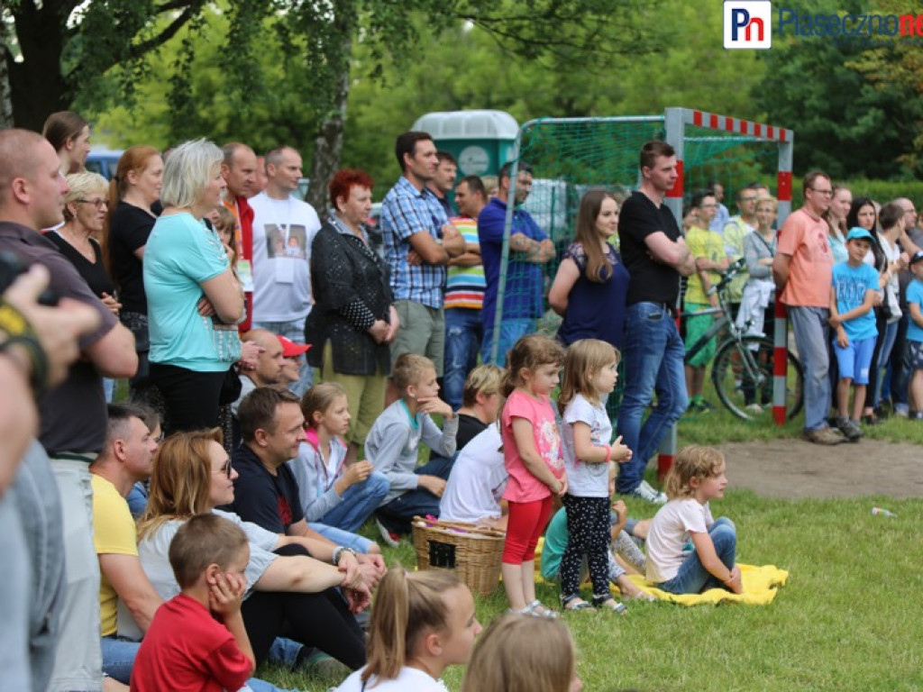 Uroczy piknik w Henrykowie Uroczu
