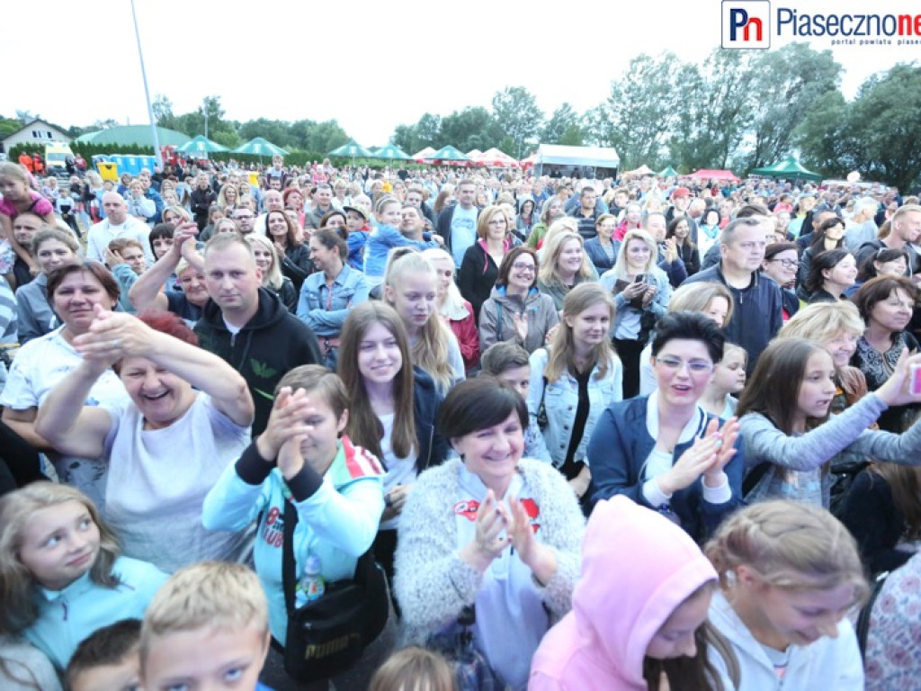 W Tarczynie rozpoczął się magiczny koncert Andrzeja Piasecznego