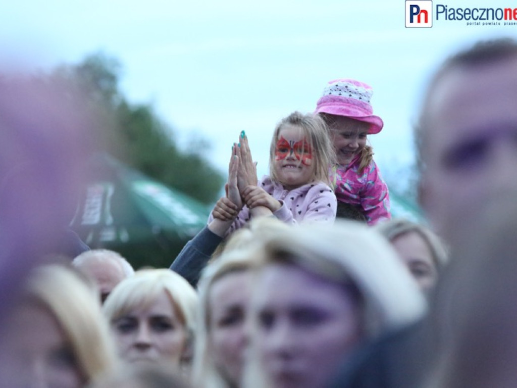 W Tarczynie rozpoczął się magiczny koncert Andrzeja Piasecznego