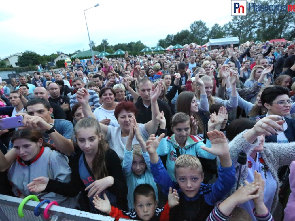 W Tarczynie rozpoczął się magiczny koncert Andrzeja Piasecznego