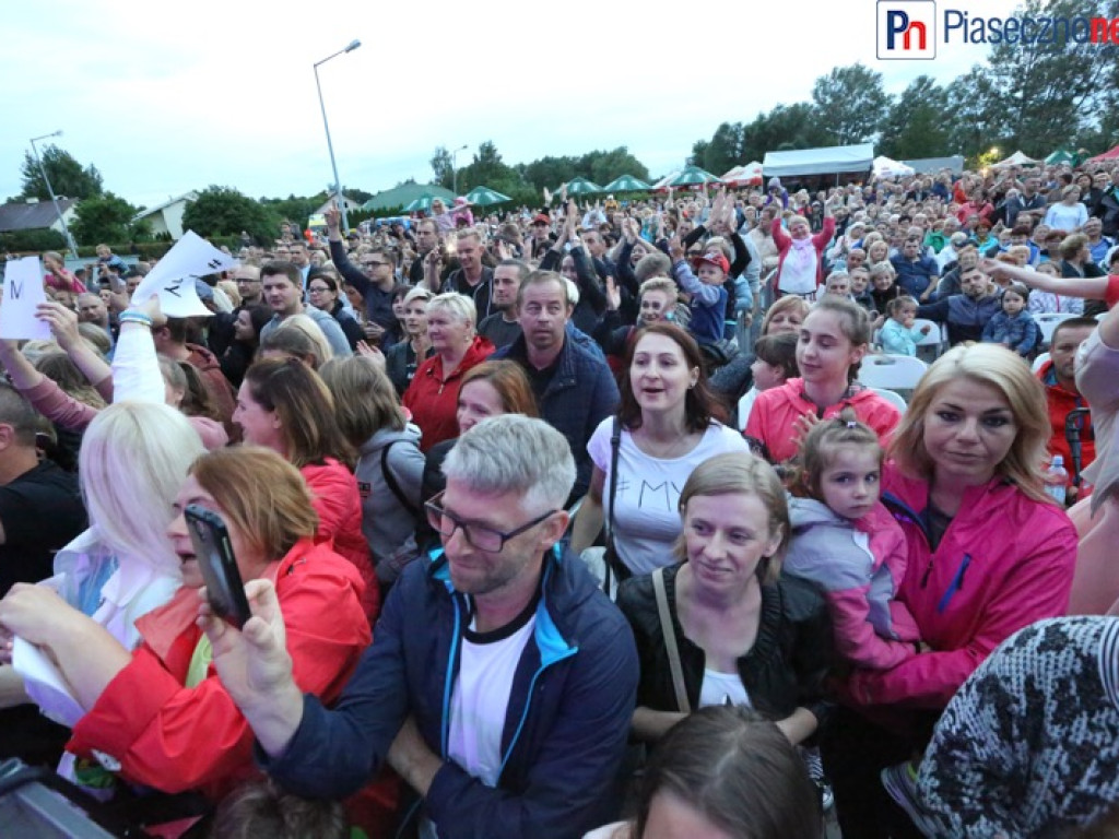 W Tarczynie rozpoczął się magiczny koncert Andrzeja Piasecznego