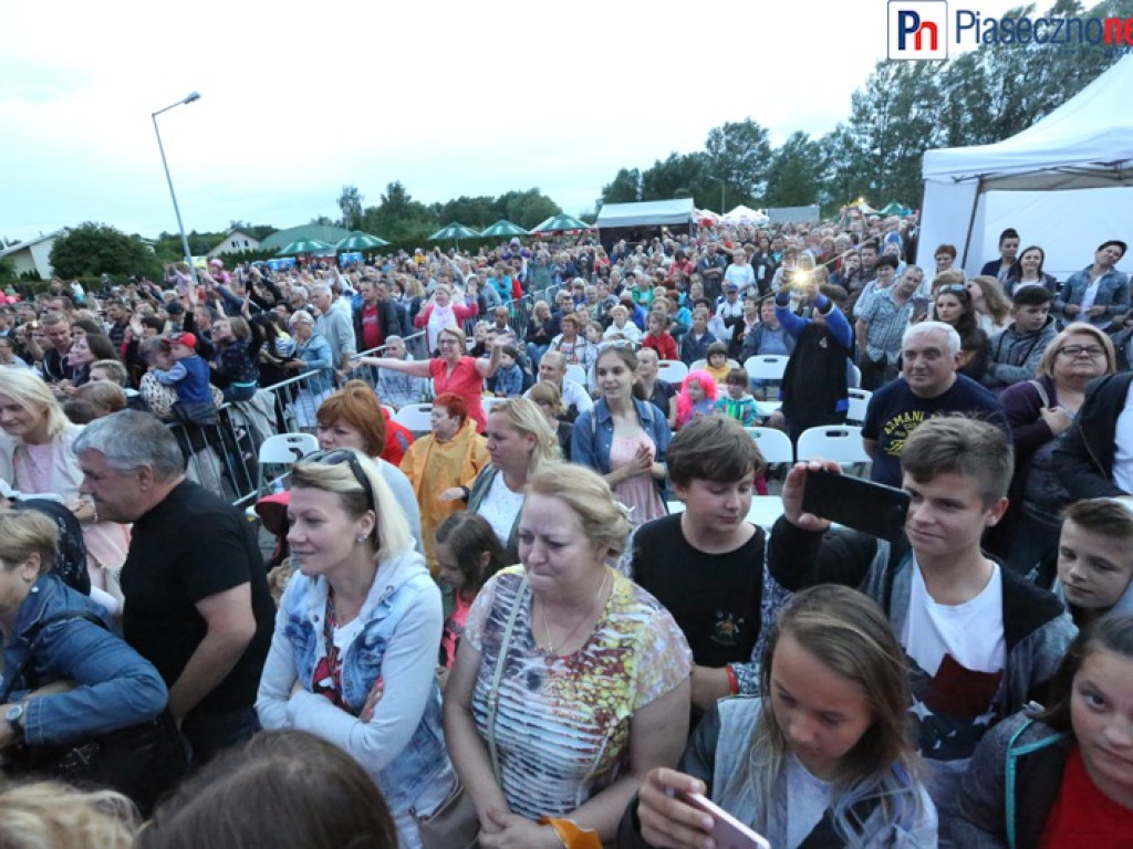 W Tarczynie rozpoczął się magiczny koncert Andrzeja Piasecznego