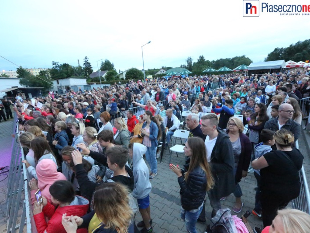 W Tarczynie rozpoczął się magiczny koncert Andrzeja Piasecznego