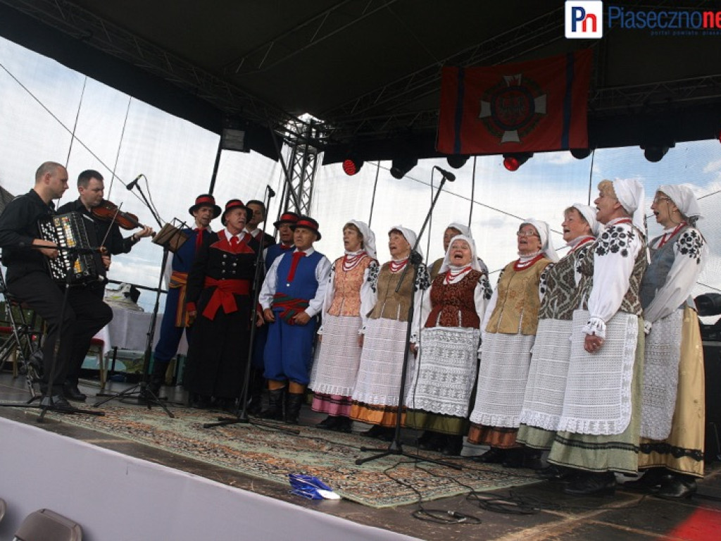 Dziewięćdziesiąt lat strażaków