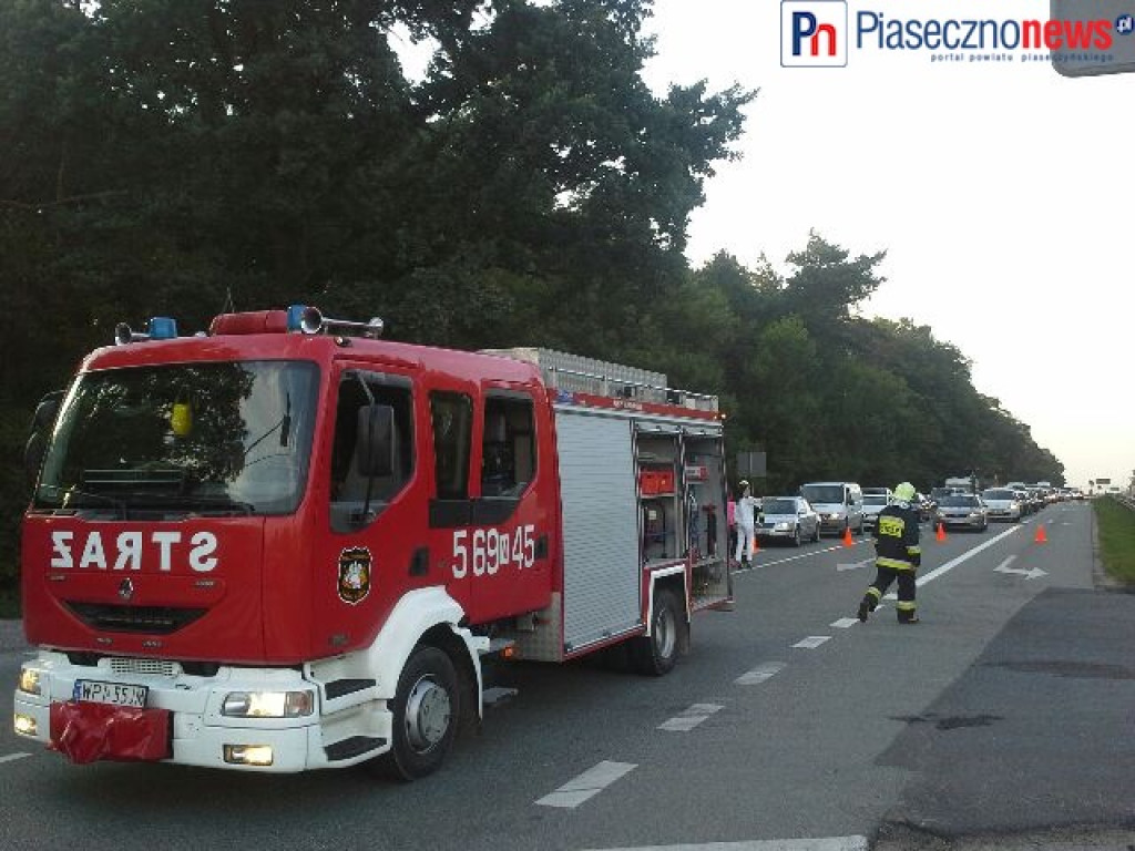 Wypadek na Al. Krakowskiej. Utrudnienia w ruchu, tworzy się korek! [AKTUALIZACJA]