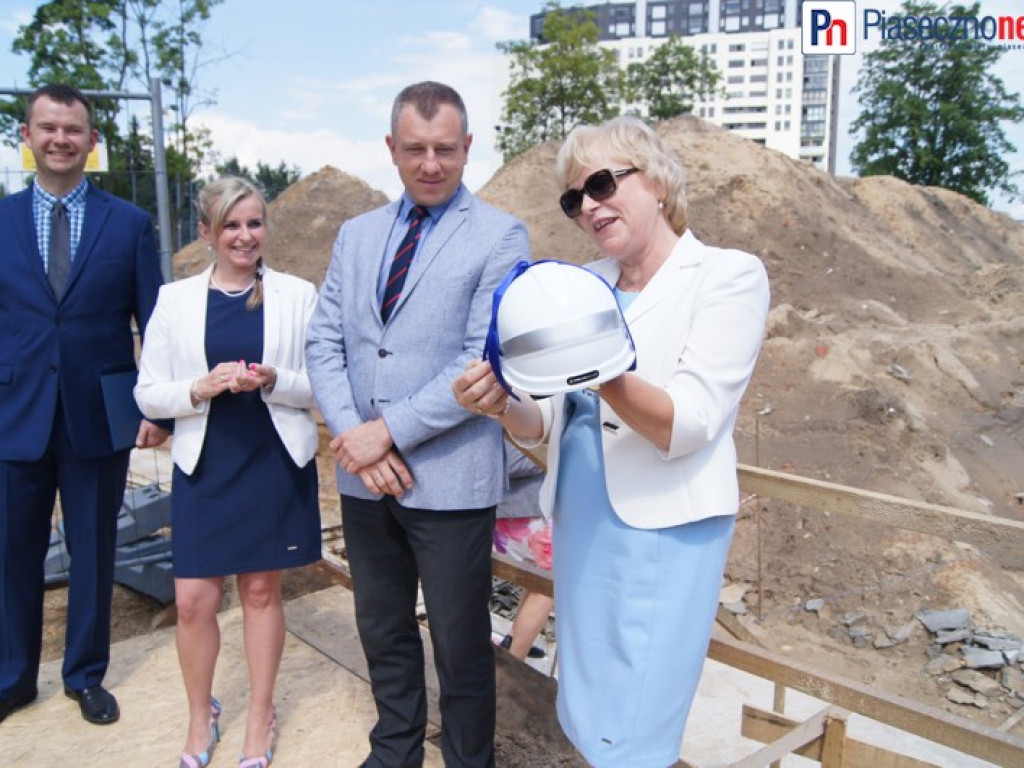 Pamięci przyszłych pokoleń