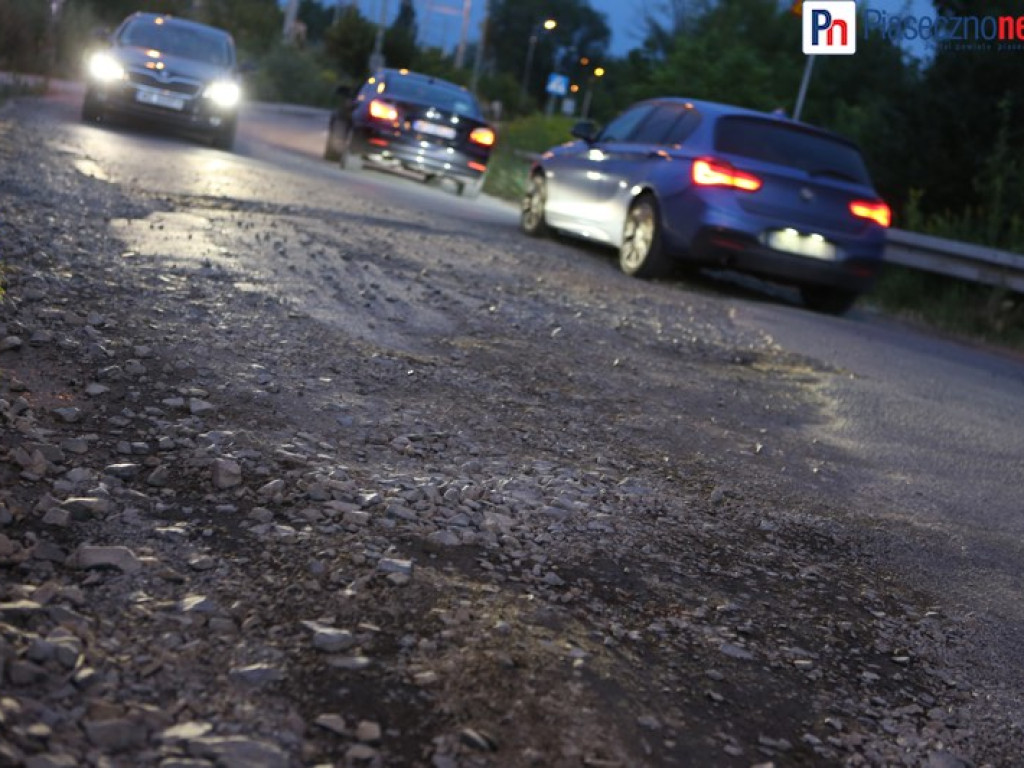 Jutro zamkną przejazd i puszczą ruch na drogę przez mękę