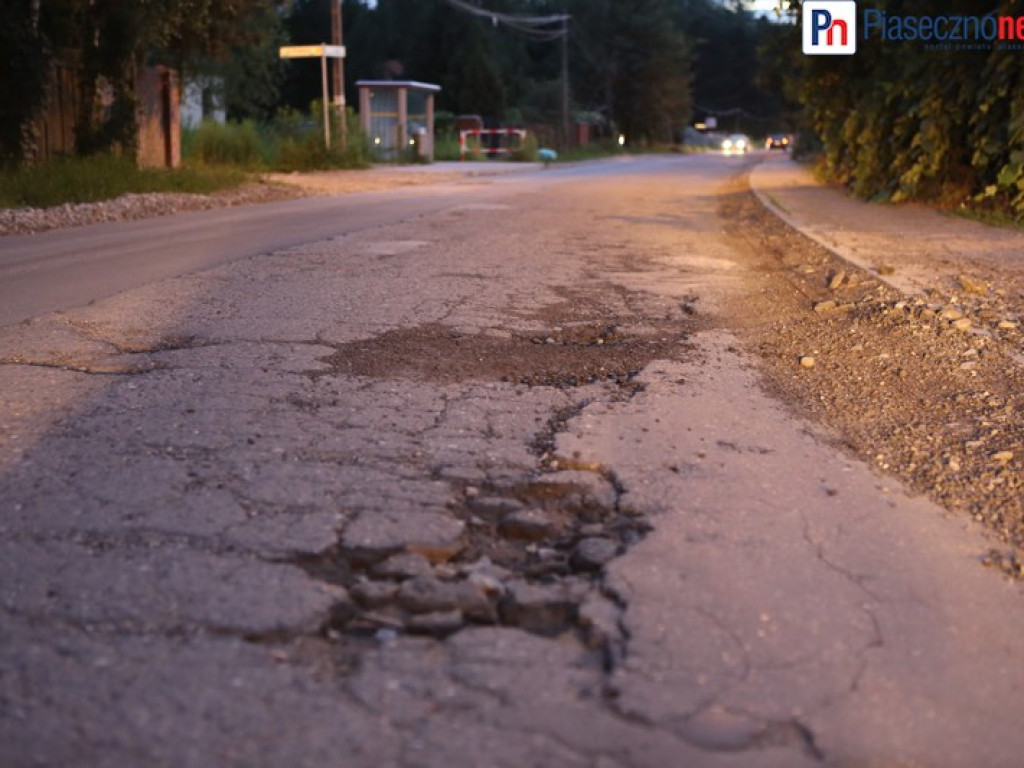 Jutro zamkną przejazd i puszczą ruch na drogę przez mękę