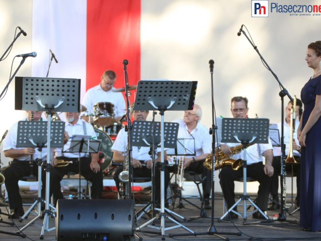 W Parku Zdrojowym muzycznie i patriotycznie [AKTUALIZACJA]