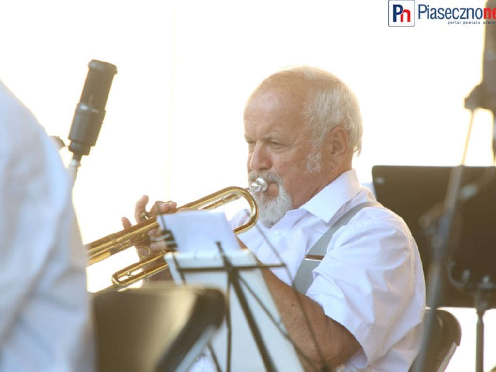 W Parku Zdrojowym muzycznie i patriotycznie [AKTUALIZACJA]