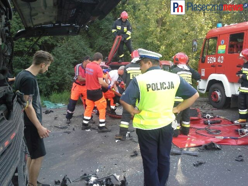 Fiat panda wjechał pod tira [AKTUALIZACJA]