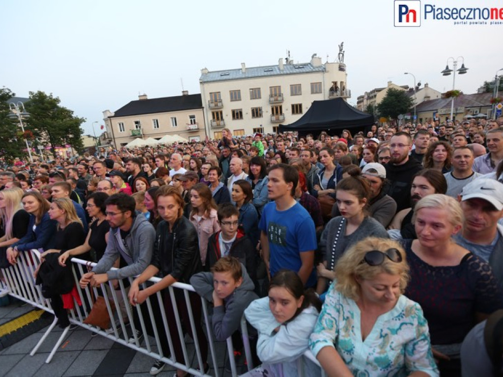 Koncert Lao Che zapełnił piaseczyński rynek