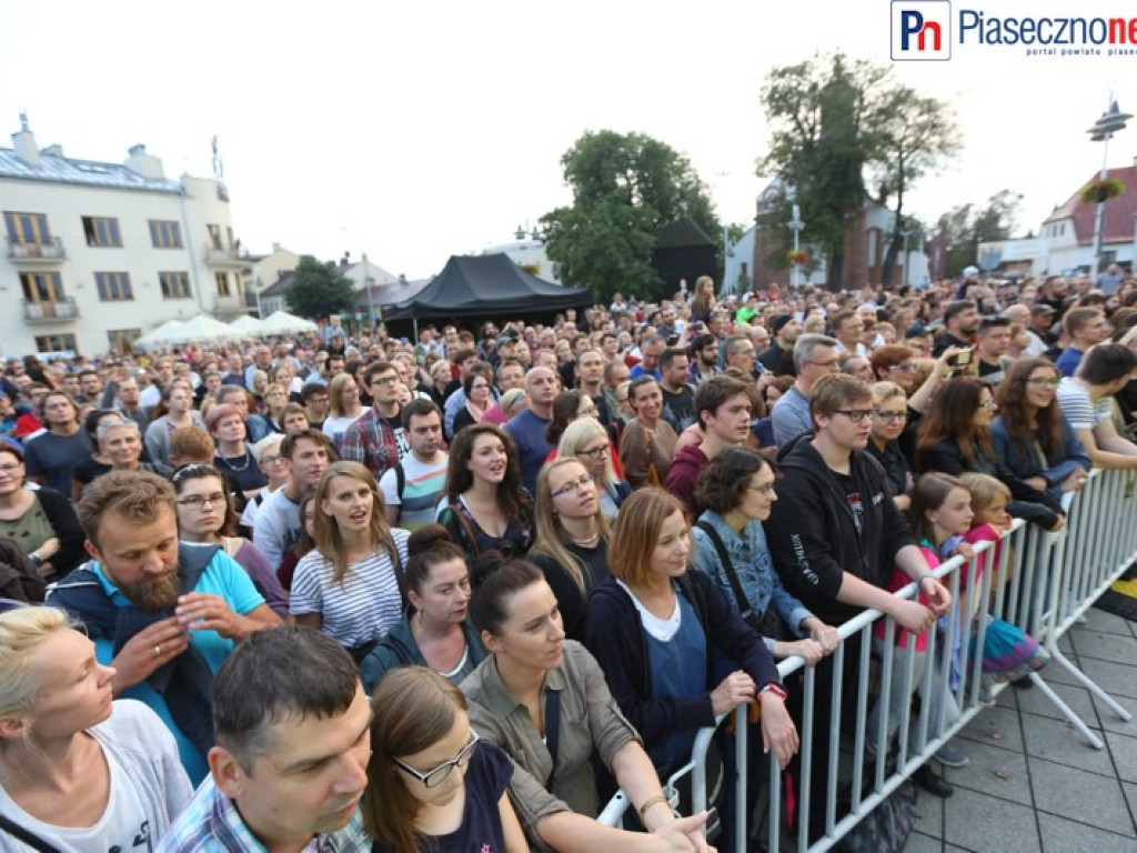 Koncert Lao Che zapełnił piaseczyński rynek