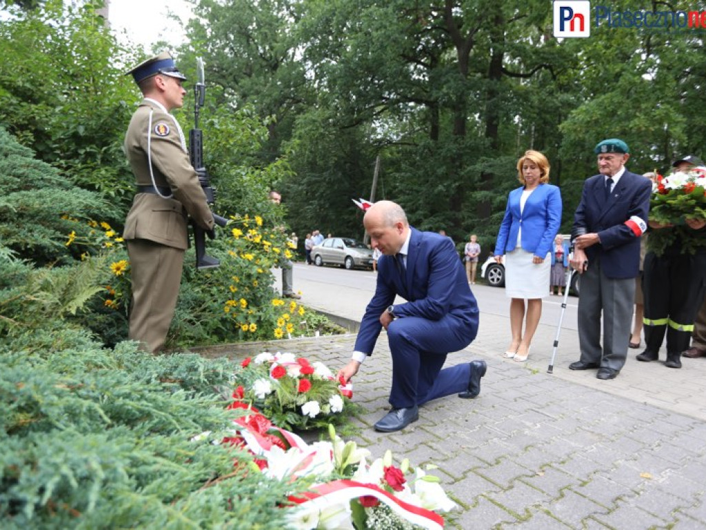 Oddali hołd poległym w Lasach Chojnowskich