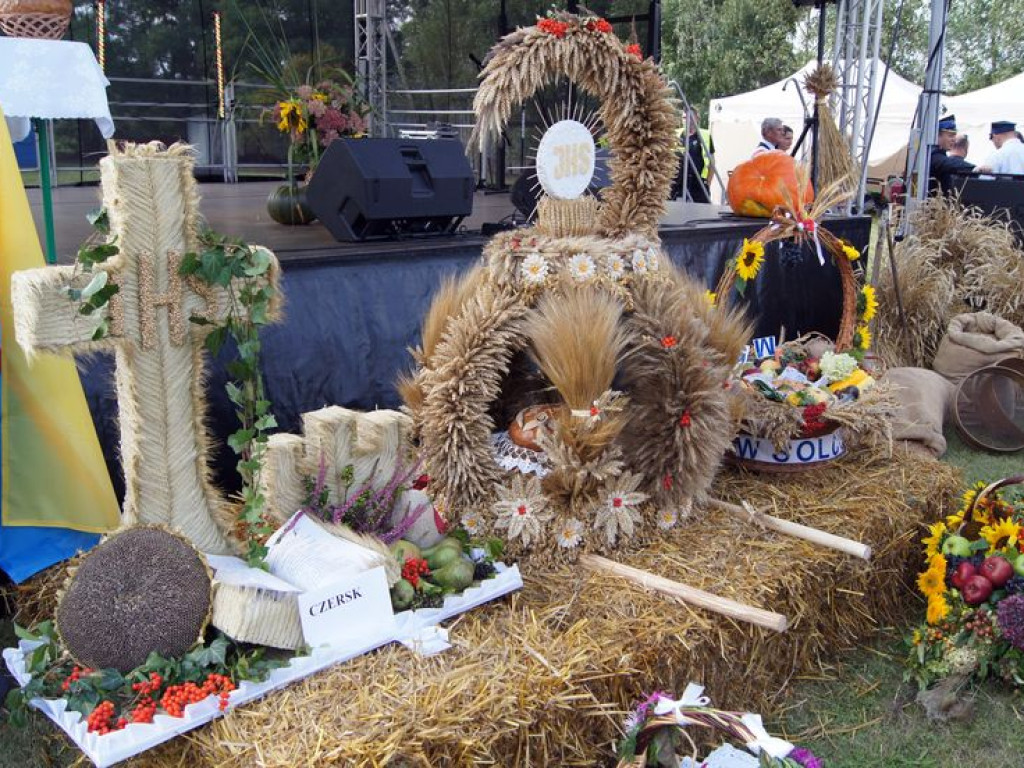 Dożynki w krainie z owoców i miodów słynącej