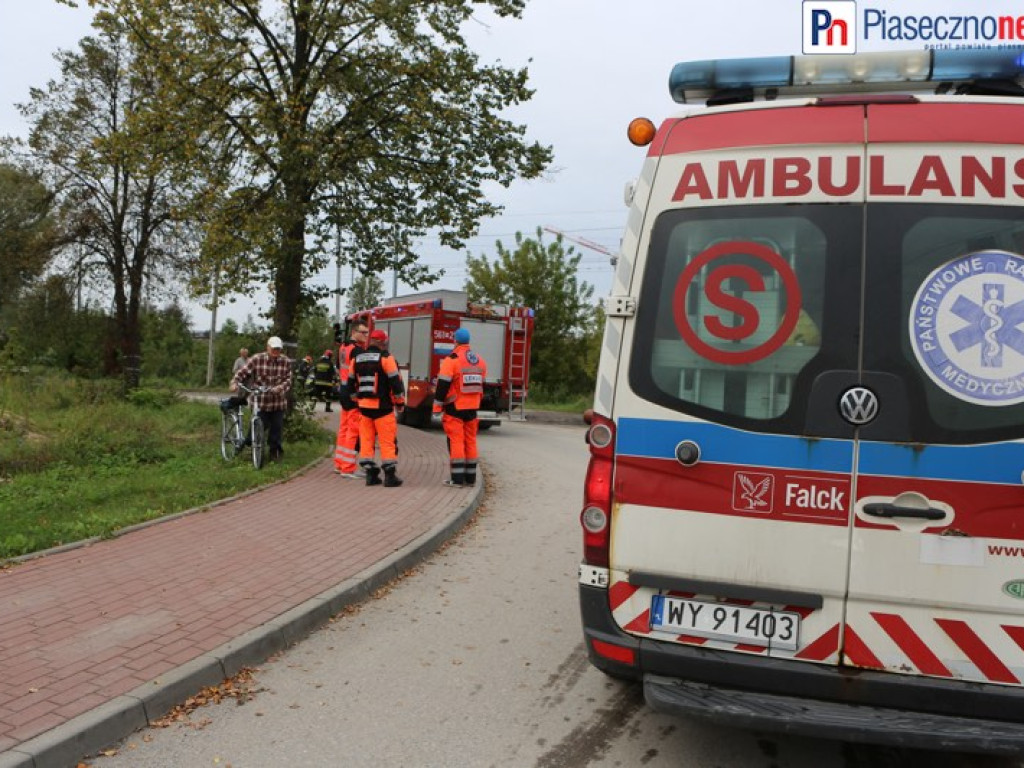 Auto w rowie, kierowca zniknął