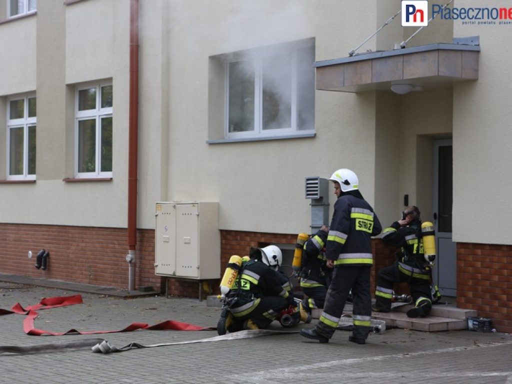 Wybuch, strzały i ewakuacja rannych