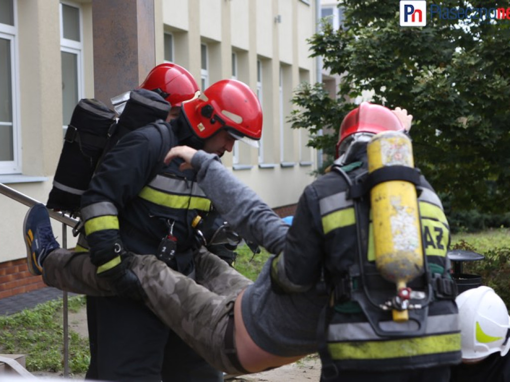 Wybuch, strzały i ewakuacja rannych