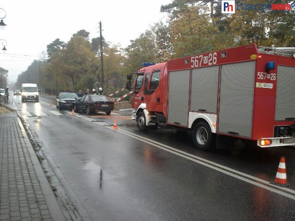 Czołowo przy przejściu dla pieszych
